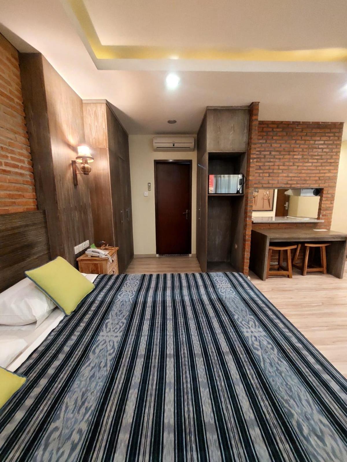 Apartemen Senayan Yakarta Exterior foto