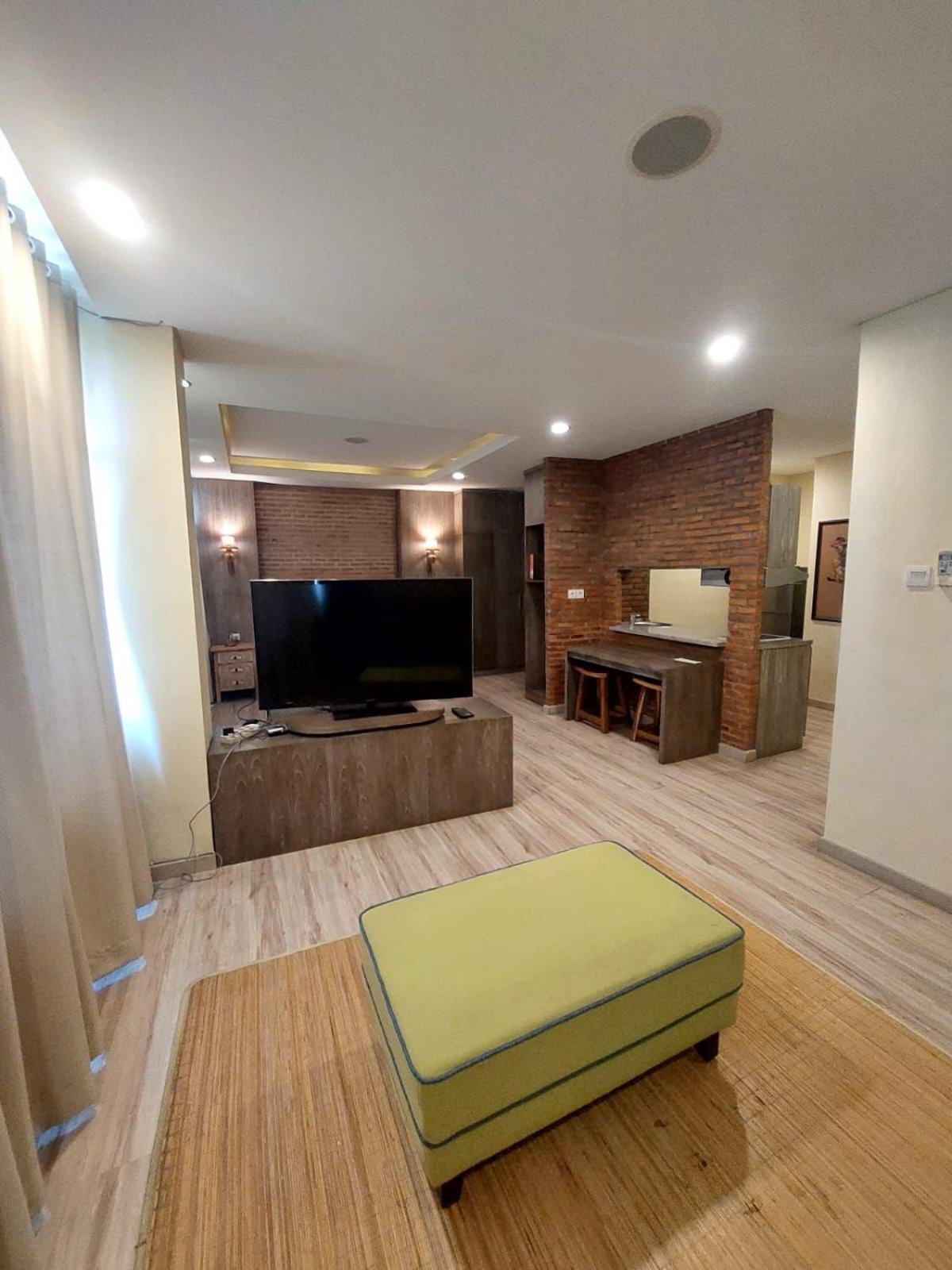 Apartemen Senayan Yakarta Exterior foto